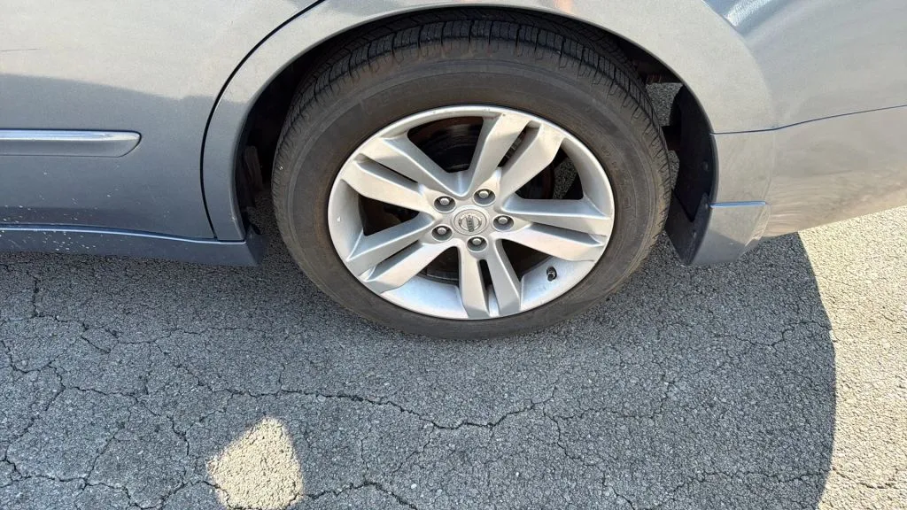 2012 Nissan Altima 3.5 SR photo 32