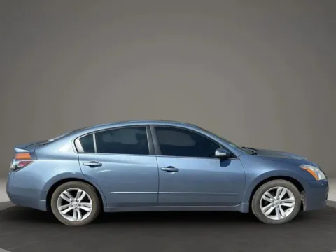 More photos of 2012 Nissan Altima 3.5 SR Sedan 4D at JT Wholesale Auto, Inc., OK