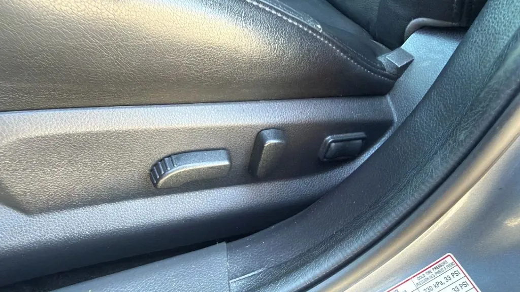 2012 Nissan Altima 3.5 SR photo 18
