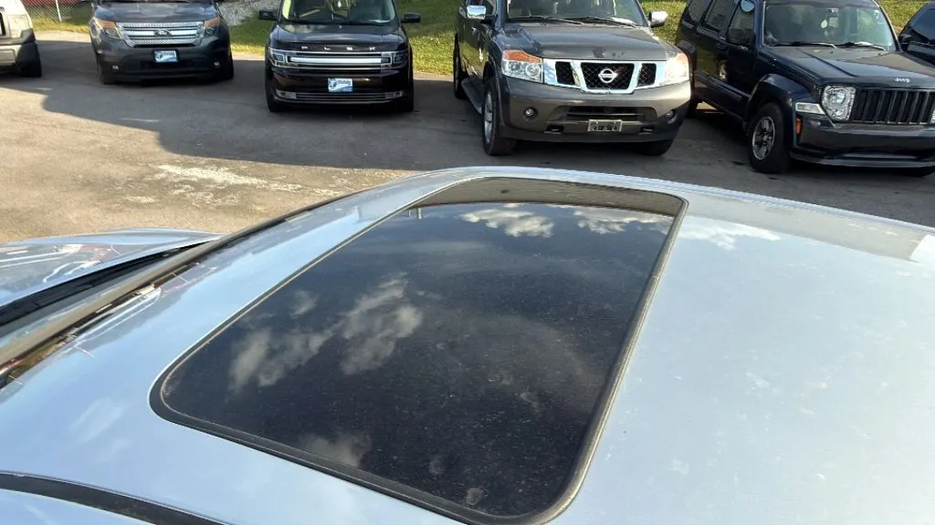 2008 Toyota Camry XLE photo 4