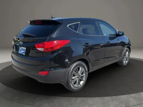Another view of 2015 Hyundai Tucson GLS Sport Utility 4D for sale in Broken Arrow, OK at JT Wholesale Auto, Inc.