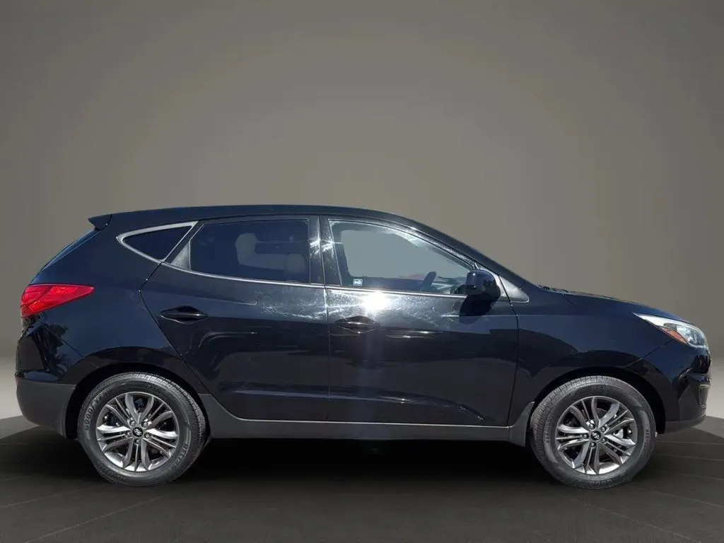 2015 Hyundai Tucson GLS Sport photo 2