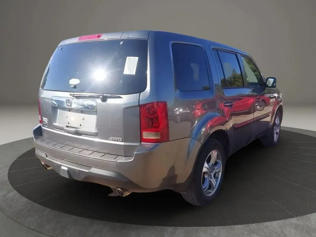 2013 Honda Pilot EX-L Sport photo 2
