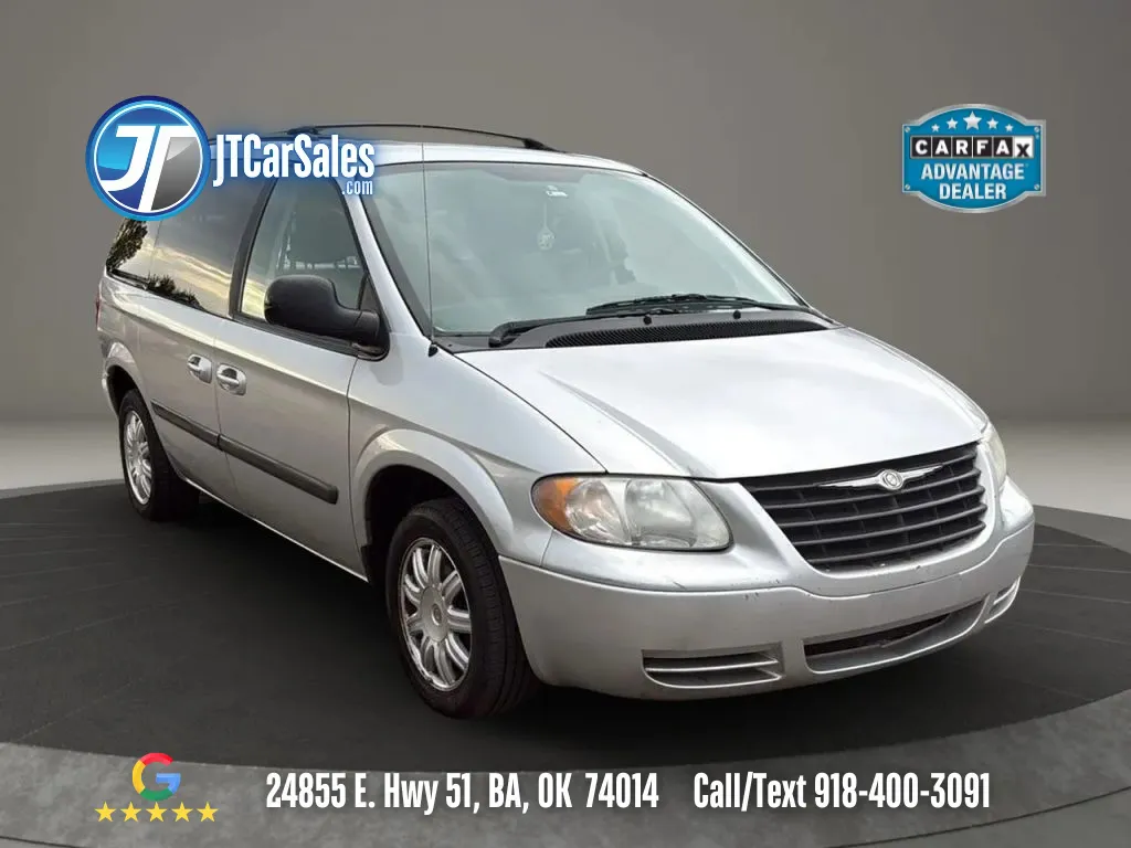 2007 Chrysler Town & Country Base