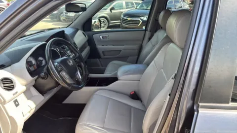 Photos of 2015 Honda Pilot EX-L Sport Utility 4D for sale in Broken Arrow, OK at JT Wholesale Auto, Inc.