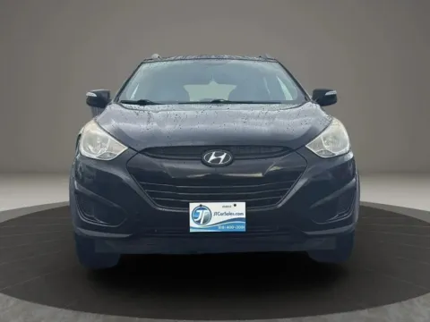 More photos of 2012 Hyundai Tucson GLS Sport Utility 4D at JT Wholesale Auto, Inc., OK