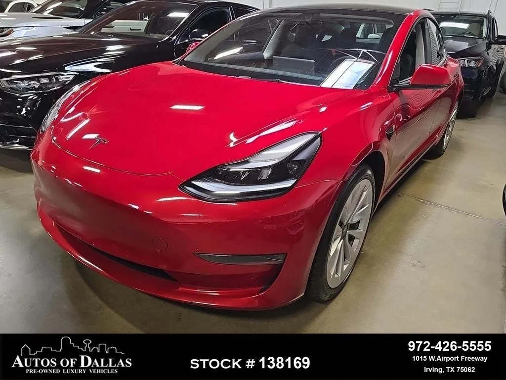 2022 Tesla Model 3 NAV,CAM,PANO,HTD STS,BLIND SPOT,18" WLS