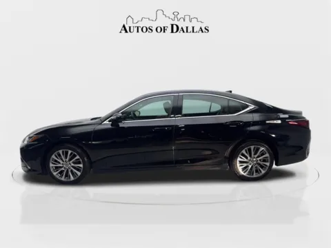 More photos of 2021 Lexus ES 250 NAV,CAM,SUNROOF,CLMT STS,BLIND SPOT at Autos of Dallas - Irving, TX