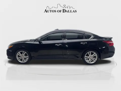 More photos of 2016 Nissan Altima 3.5 SL at Autos of Dallas - Irving, TX