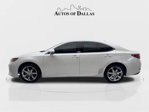 More photos of 2013 Lexus ES 350 at Autos of Dallas - Irving, TX