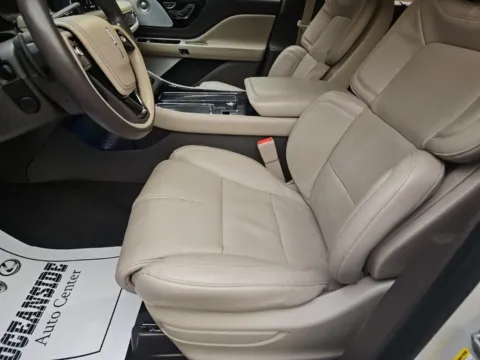 More photos of 2022 Lincoln Aviator Reserve LUXURY PKG,NAV,CAM,PANO,CLMT STS,3RD ROW at Autos of Dallas - Irving, TX