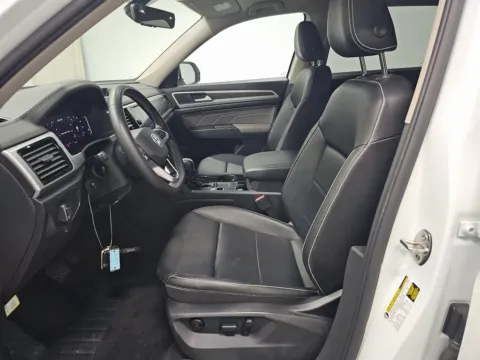 More photos of 2023 Volkswagen Atlas 3.6L V6 SE w/Technology CAM,PANO,HTD STS,BLIND SPO at Autos of Dallas - Irving, TX
