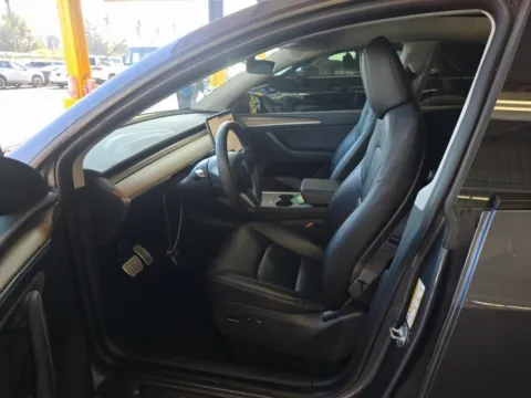 More photos of 2023 Tesla Model Y Performance NAV,CAM,PANO,HTD STS,BLIND SPOT,21" WL at Autos of Dallas - Irving, TX