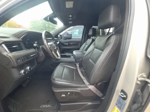 More photos of 2022 GMC Yukon Denali NAV,CAM,PANO,HEADS UP,22" WLS,3RD ROW at Autos of Dallas - Irving, TX