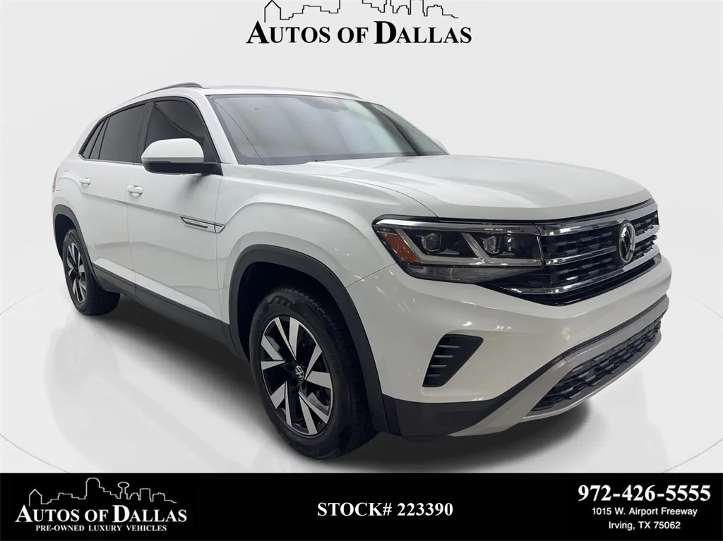 2021 Volkswagen Atlas Cross Sport SE's photo