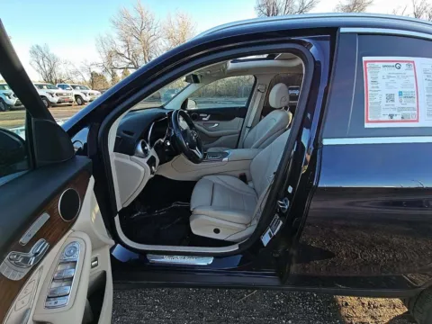 More photos of 2022 Mercedes-Benz GLC 300 NAV,CAM,PANO,HTD STS,BLIND SPOT at Autos of Dallas - Irving, TX