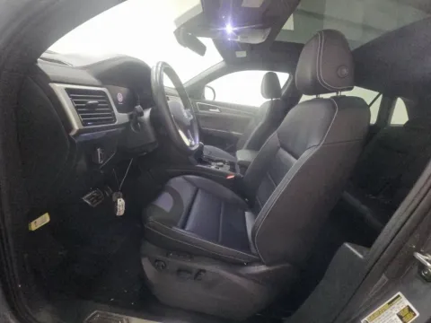 More photos of 2023 Volkswagen Atlas Cross Sport 3.6L V6 SEL R-Line NAV,CAM,PANO,BLIND SPOT at Autos of Dallas - Irving, TX