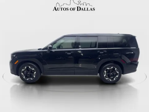 More photos of 2024 Hyundai Santa Fe SE NAV,CAM,HTD STS,BLIND SPOT,3RD ROW at Autos of Dallas - Irving, TX