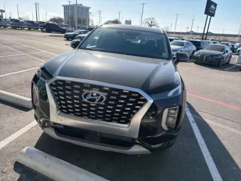Photos of 2022 Hyundai Palisade Limited for sale in Irving, TX at Autos of Dallas - Irving