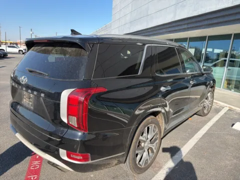 More photos of 2022 Hyundai Palisade Limited at Autos of Dallas - Irving, TX