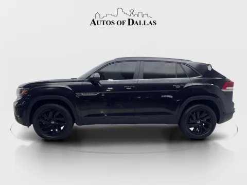 More photos of 2023 Volkswagen Atlas Cross Sport 3.6L V6 SE w/Technology CAM,PANO,HTD STS,BLND SPOT at Autos of Dallas - Irving, TX