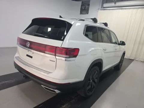 Photos of 2024 Volkswagen Atlas 2.0T SEL NAV,CAM,PANO,HTD STS,BLIND SPOT,3RD ROW for sale in Irving, TX at Autos of Dallas - Irving