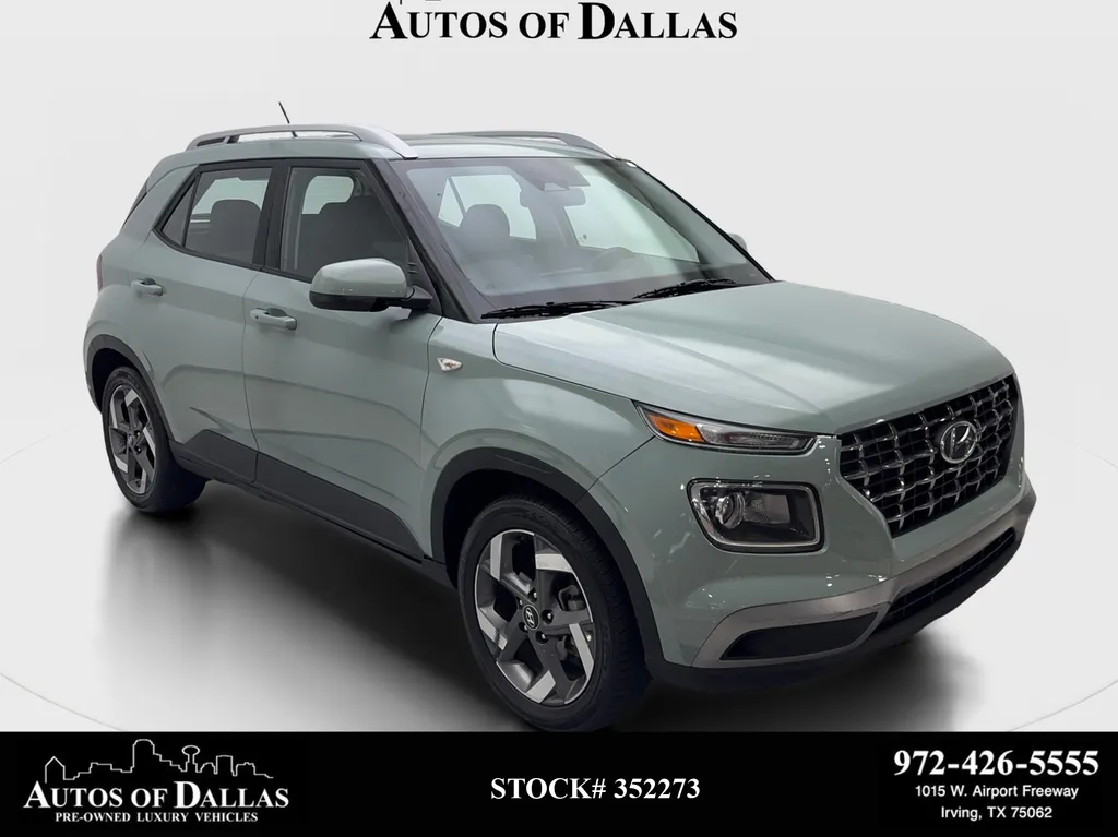 Green 2025 Hyundai Venue SEL CAM,SUNROOF,KEY-GO,17" WLS for sale in Irving, TX