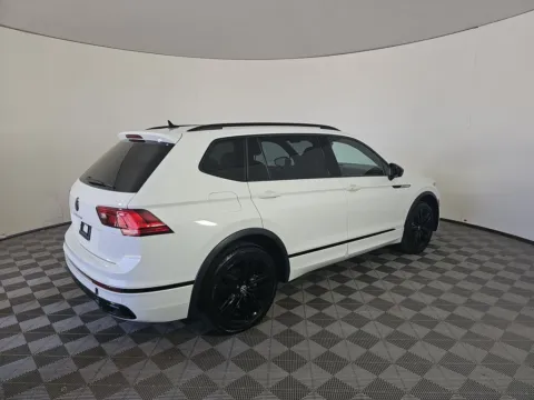 Photos of 2022 Volkswagen Tiguan 2.0T SE R-Line Black CAM,HTD STS,BLIND SPOT,3RD RO for sale in Irving, TX at Autos of Dallas - Irving