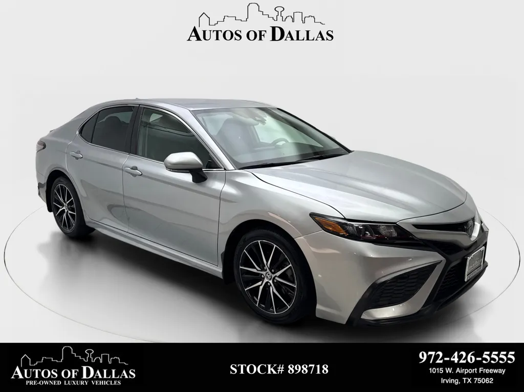 Silver 2024 Toyota Camry SE for sale in Irving, TX
