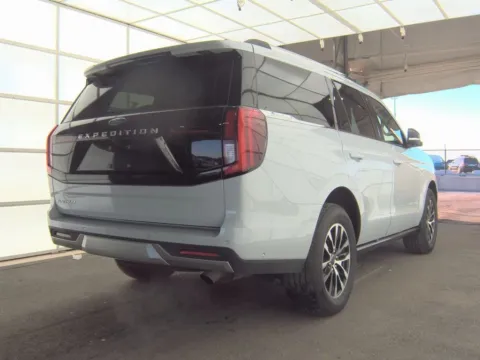 Photos of 2025 Ford Expedition Platinum NAV,CAM,PANO,CLMT STS,BLIND SPOT,3RD ROW for sale in Irving, TX at Autos of Dallas - Irving