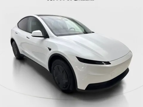 More photos of 2026 Tesla Model Y Long Range at Autos of Dallas - Irving, TX