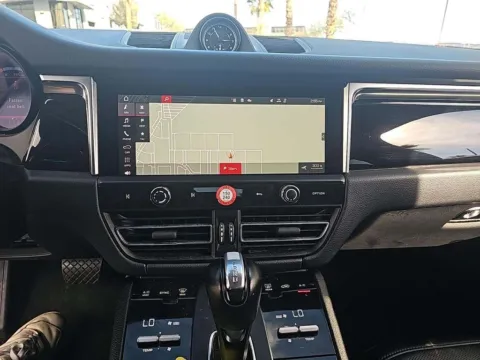 More photos of 2024 Porsche Macan NAV,CAM,PANO,HTD STS,BLIND SPOT,18" WLS at Autos of Dallas - Irving, TX