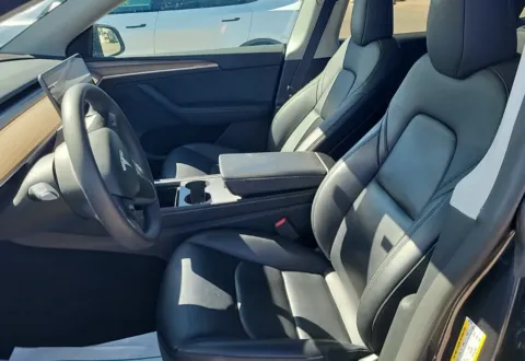 More photos of 2024 Tesla Model Y Long Range at Autos of Dallas - Irving, TX