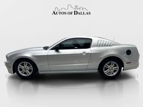 More photos of 2014 Ford Mustang V6 at Autos of Dallas - Irving, TX