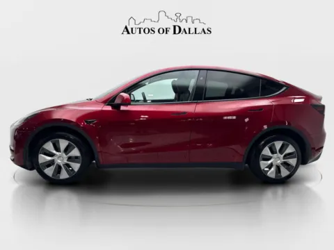 More photos of 2024 Tesla Model Y Long Range at Autos of Dallas - Irving, TX