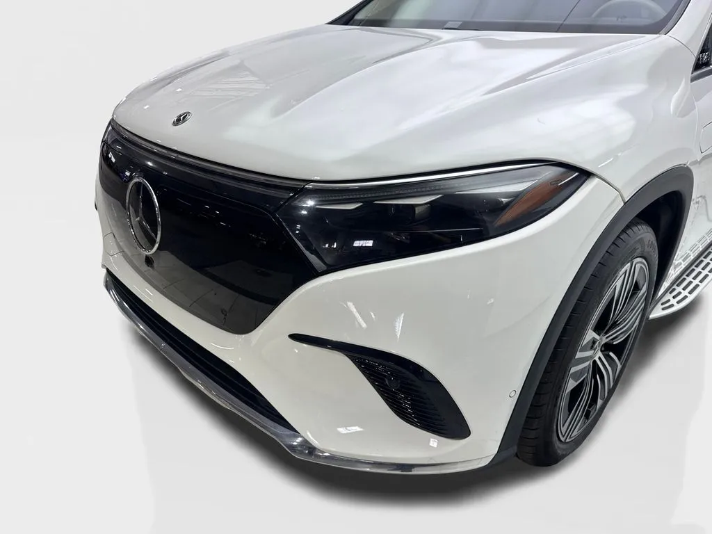 2023 Mercedes-Benz EQS SUV Base - Photo 16