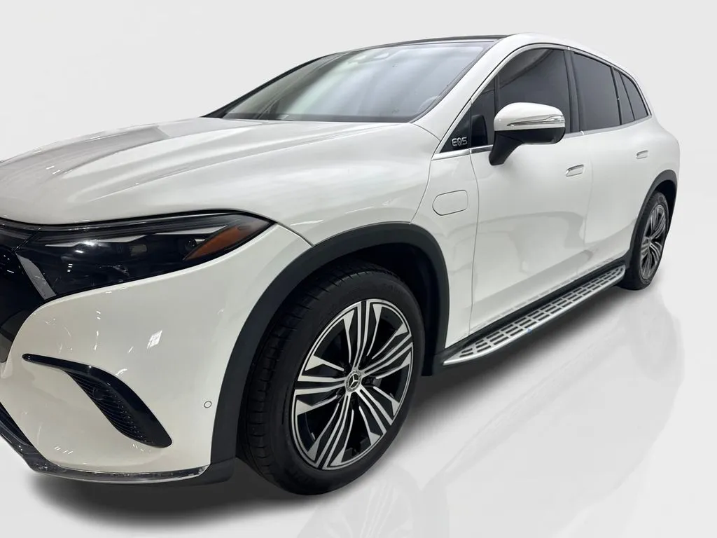 2023 Mercedes-Benz EQS SUV Base - Photo 11