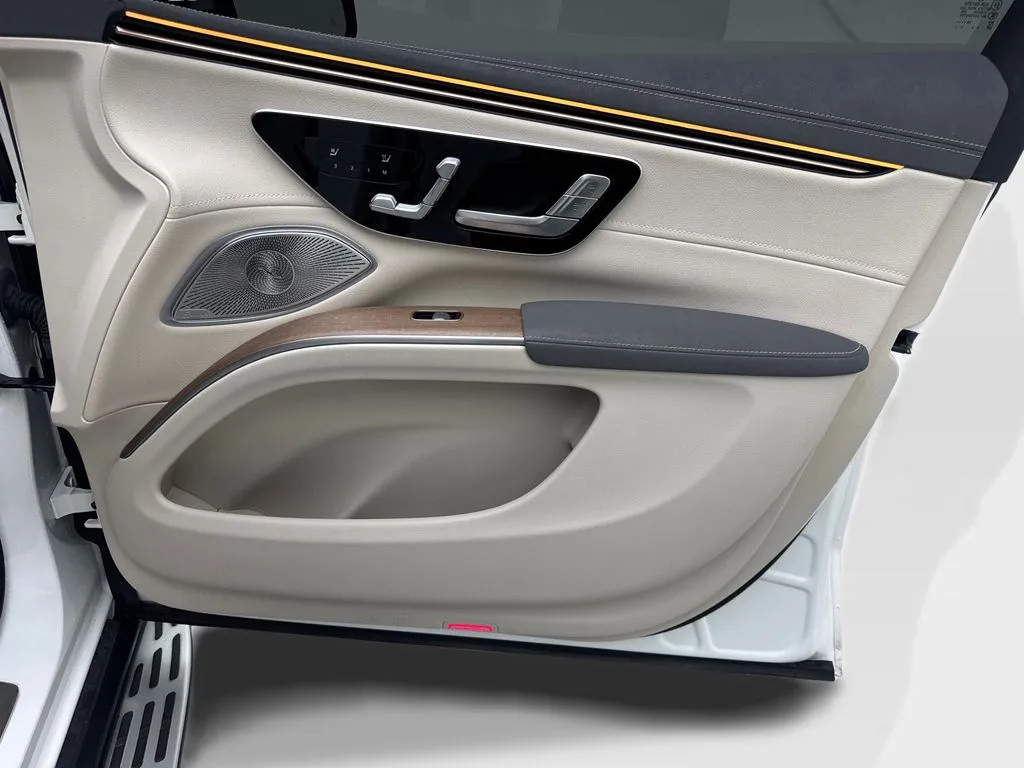 2023 Mercedes-Benz EQS SUV Base - Photo 45