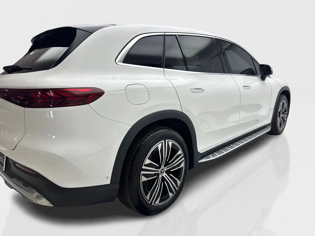 2023 Mercedes-Benz EQS SUV Base - Photo 13