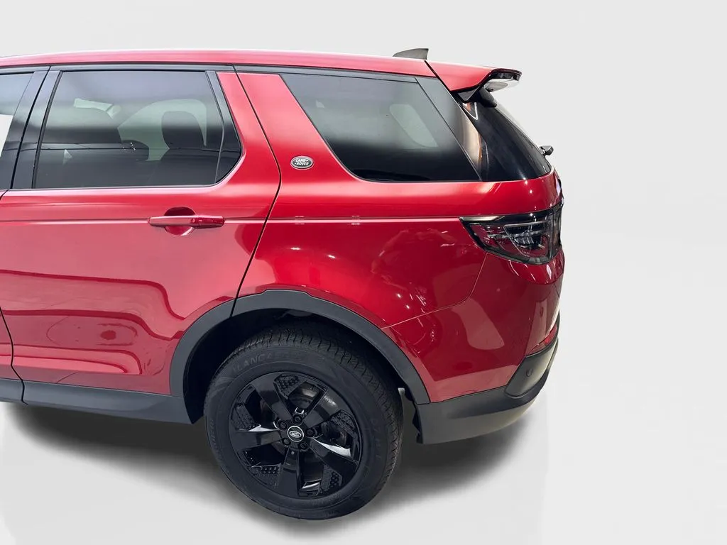 2022 Land Rover Discovery Sport SE - Photo 17