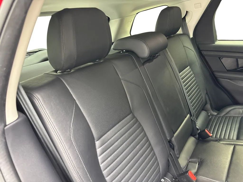 2022 Land Rover Discovery Sport SE - Photo 39