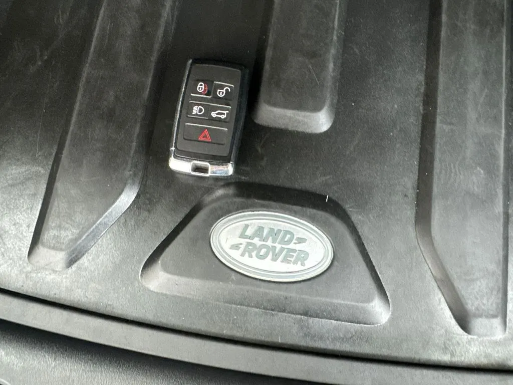 2022 Land Rover Discovery Sport SE - Photo 74