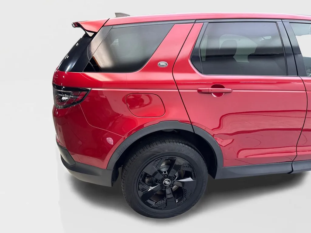 2022 Land Rover Discovery Sport SE - Photo 16
