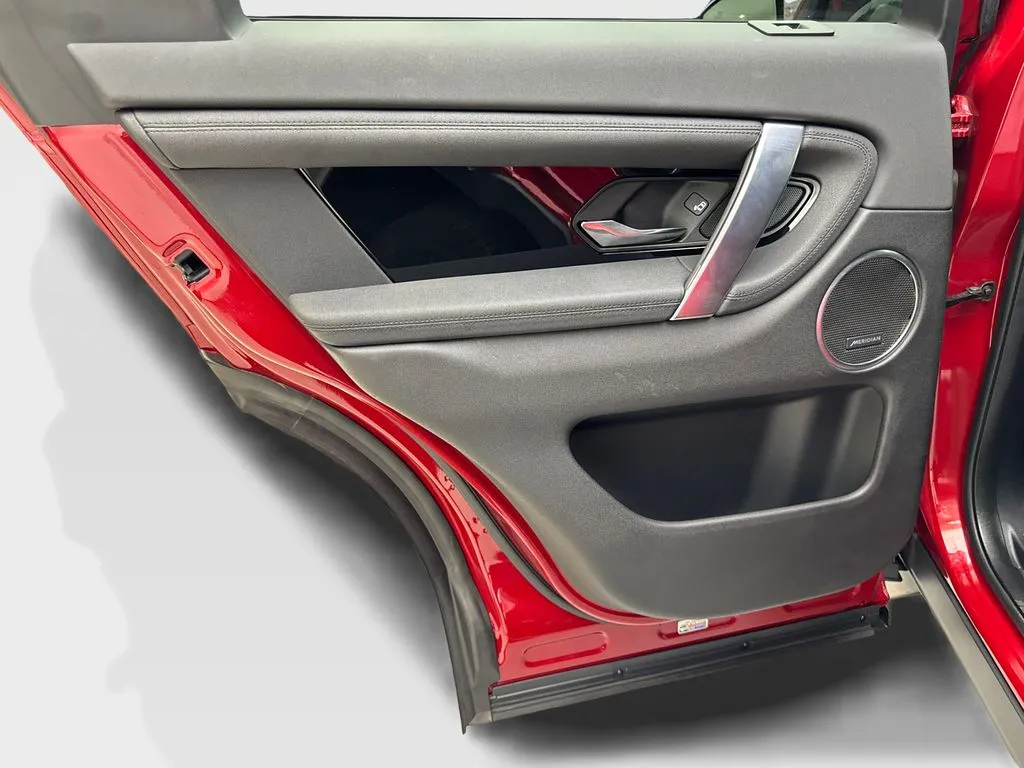 2022 Land Rover Discovery Sport SE - Photo 35