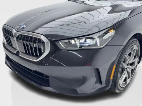 More photos of 2024 BMW i5 eDrive40 NAV,CAM,SUNROOF,HTD STS,BLIND SPOT at Autos of Dallas - Irving, TX