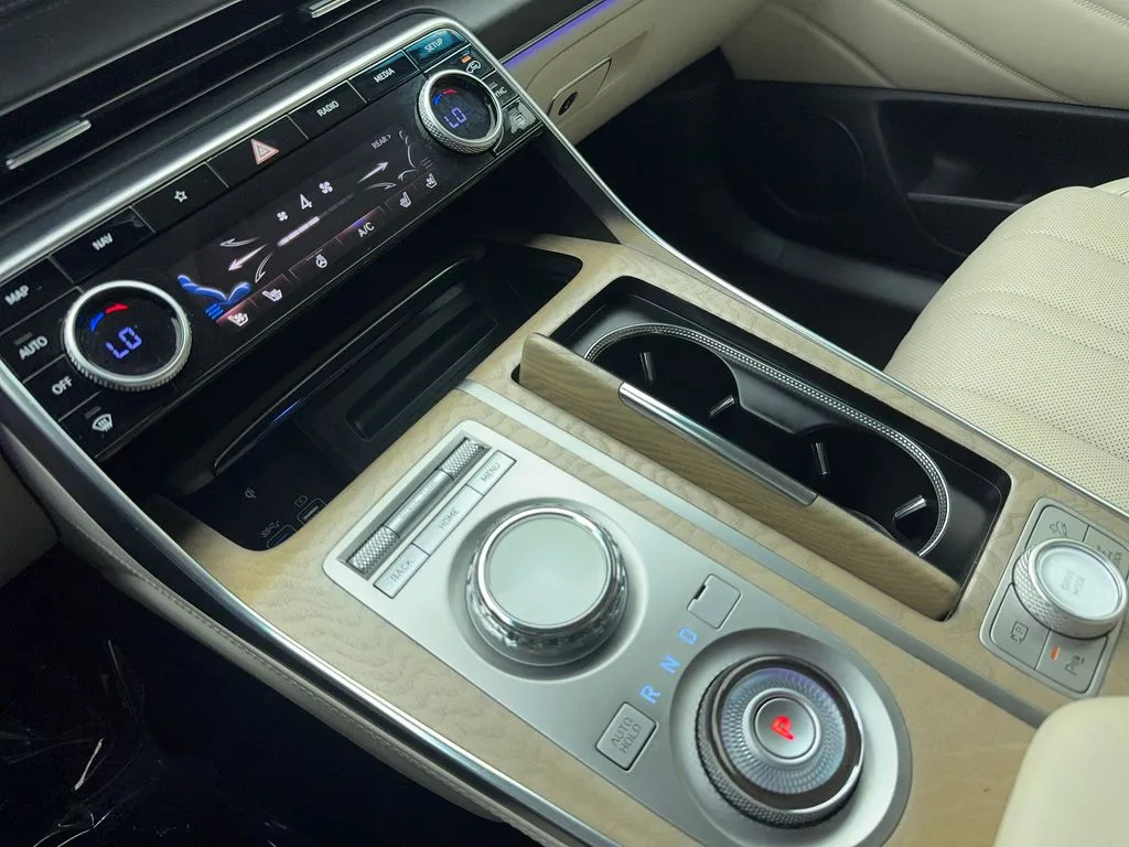 2023 GENESIS GV80 Standard - Photo 32