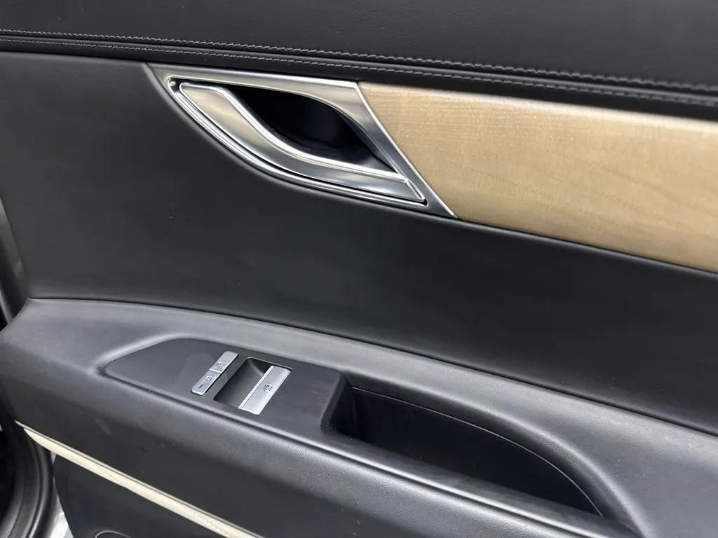 2023 GENESIS GV80 Standard - Photo 44