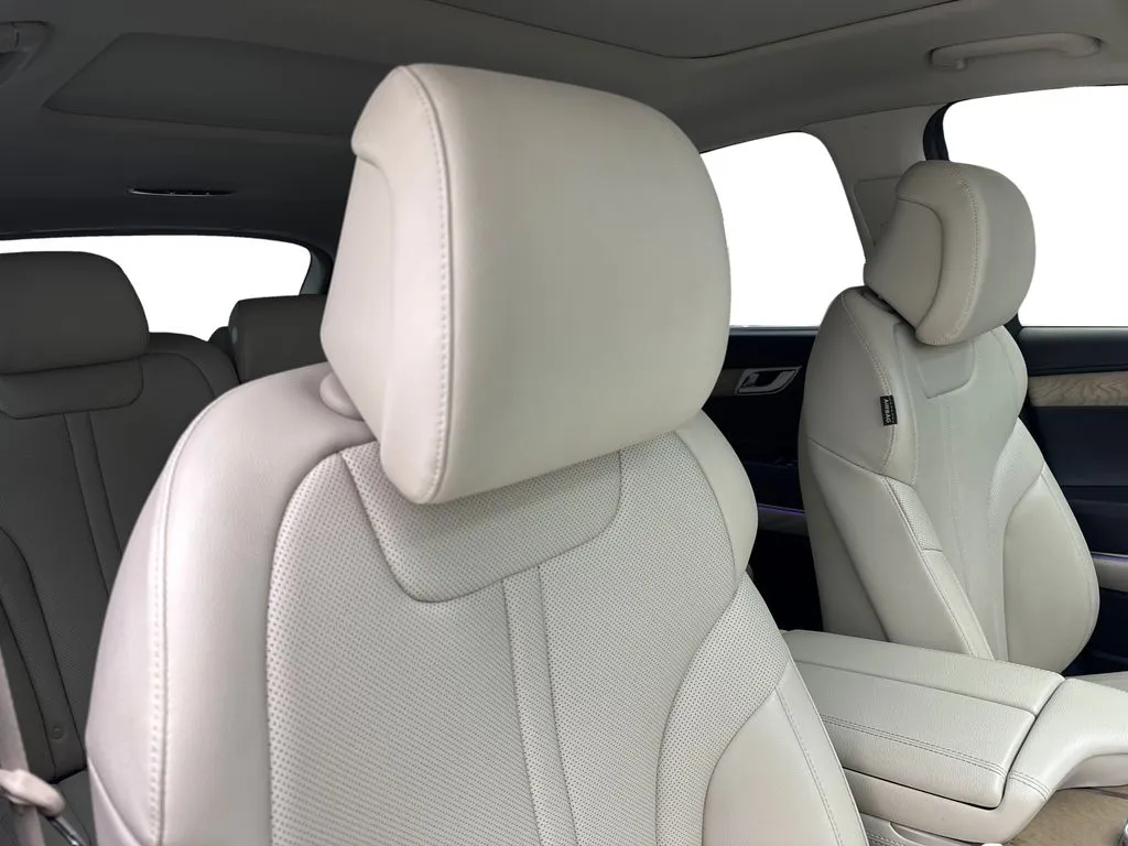 2023 GENESIS GV80 Standard - Photo 46