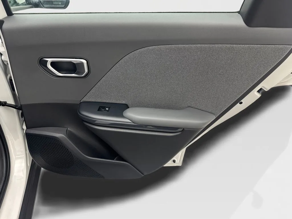 2025 Kia K4 EX - Photo 42