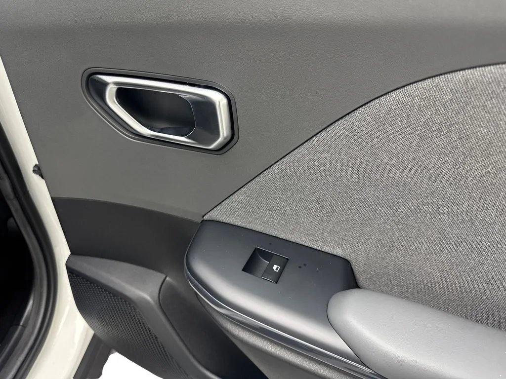 2025 Kia K4 EX - Photo 43